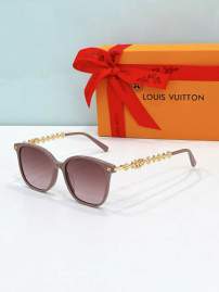 Picture of Louis Vuitton Sunglasses _SKUfw76323451fw